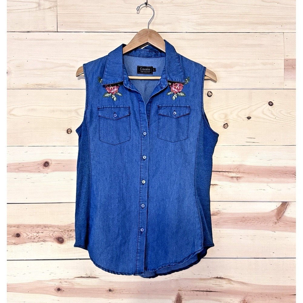 Cavalini Women's Embroidered Denim Sleeveless Button Up Shirt Blue Size L